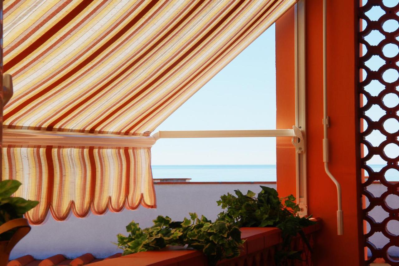 Holiday Home Arzilli Фоллоніка Екстер'єр фото