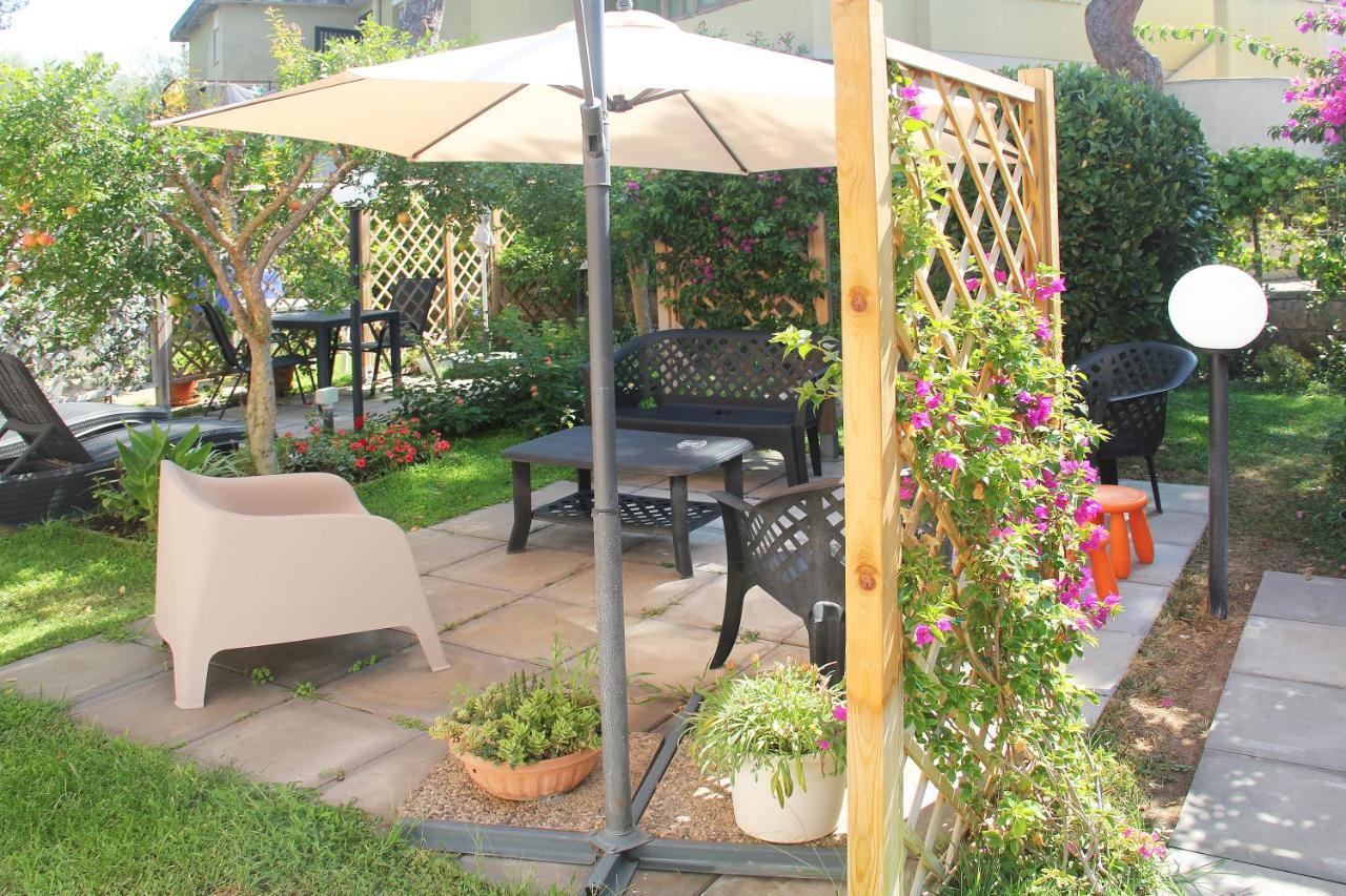 Holiday Home Arzilli Фоллоніка Екстер'єр фото