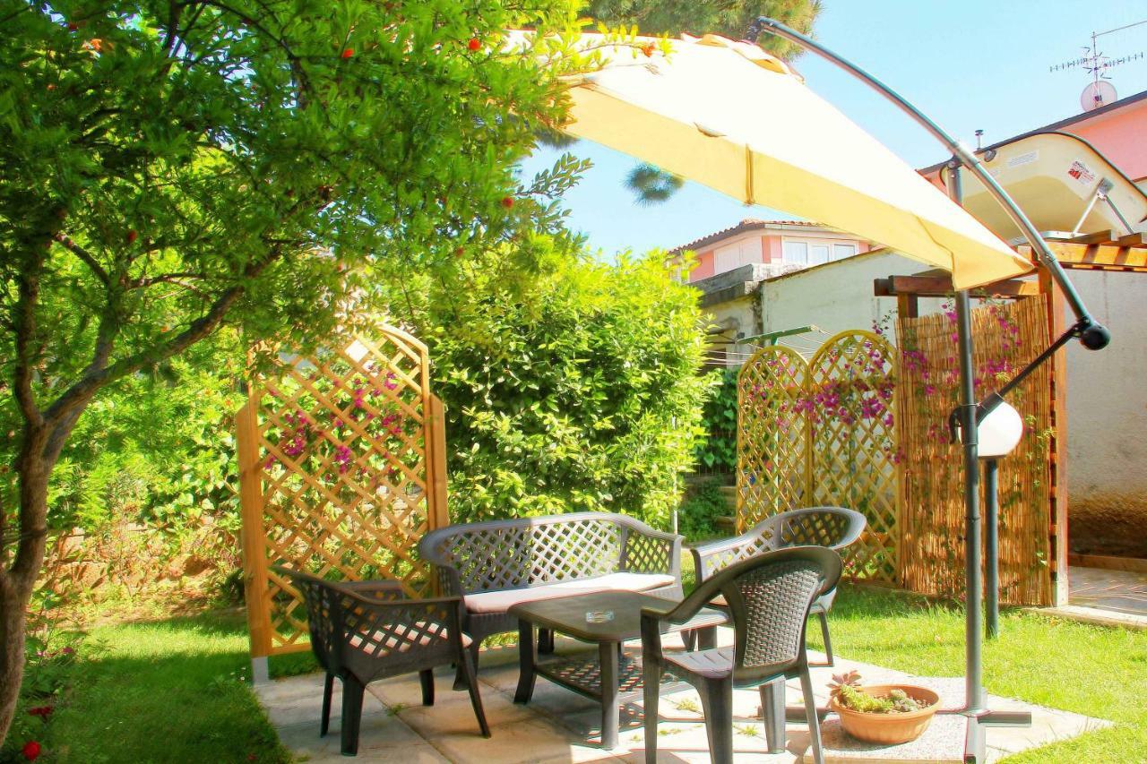 Holiday Home Arzilli Фоллоніка Екстер'єр фото